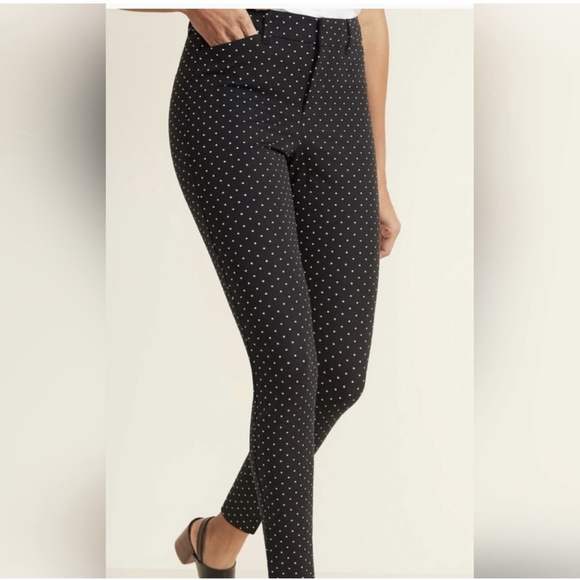 Old Navy Pants - Size 18 polka dot Old Navy high waisted stretch pixie pant ankle length